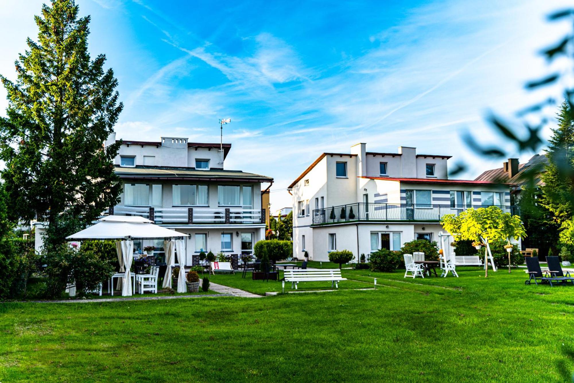 Avista Mielno Hotel Uniescie Exterior photo